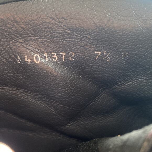 Stuart Weitzman Gore Tex Square Toe Booties 7.5 - Picture 11 of 11